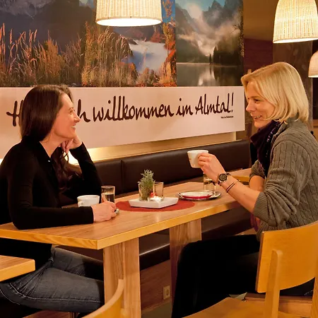 Jufa - Self Check-in 3* Grünau im Almtal